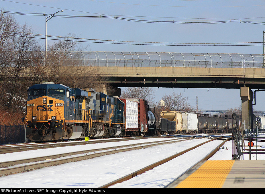 CSX ES40DC #5396 on Q417-05